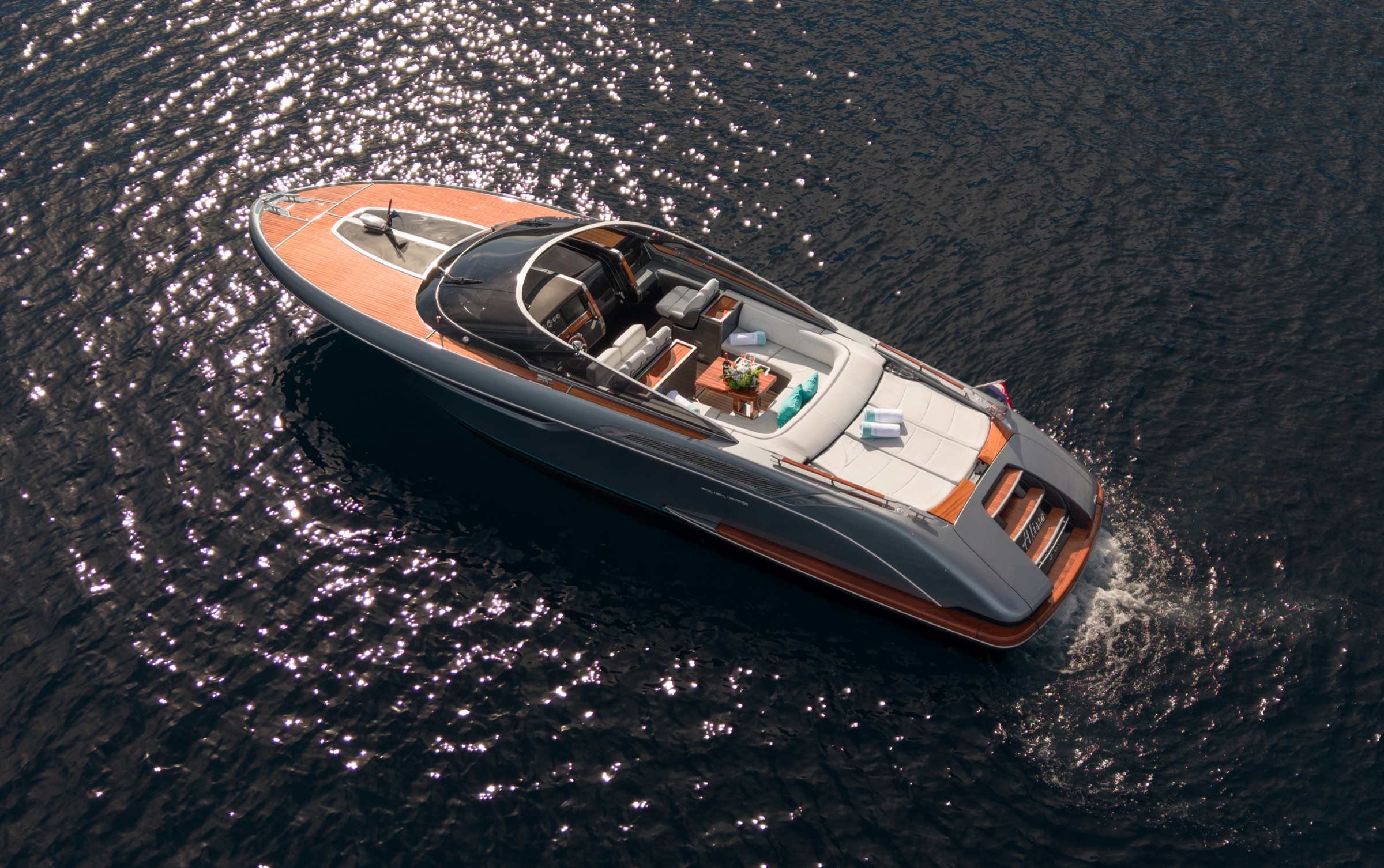 ALISSA Riva Rivamare cruising along the Croatian coast