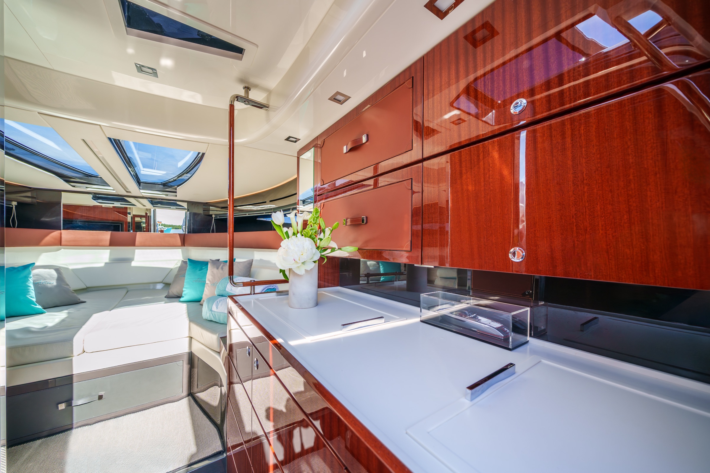 Inside and aboard ALISSA Riva Rivamare
